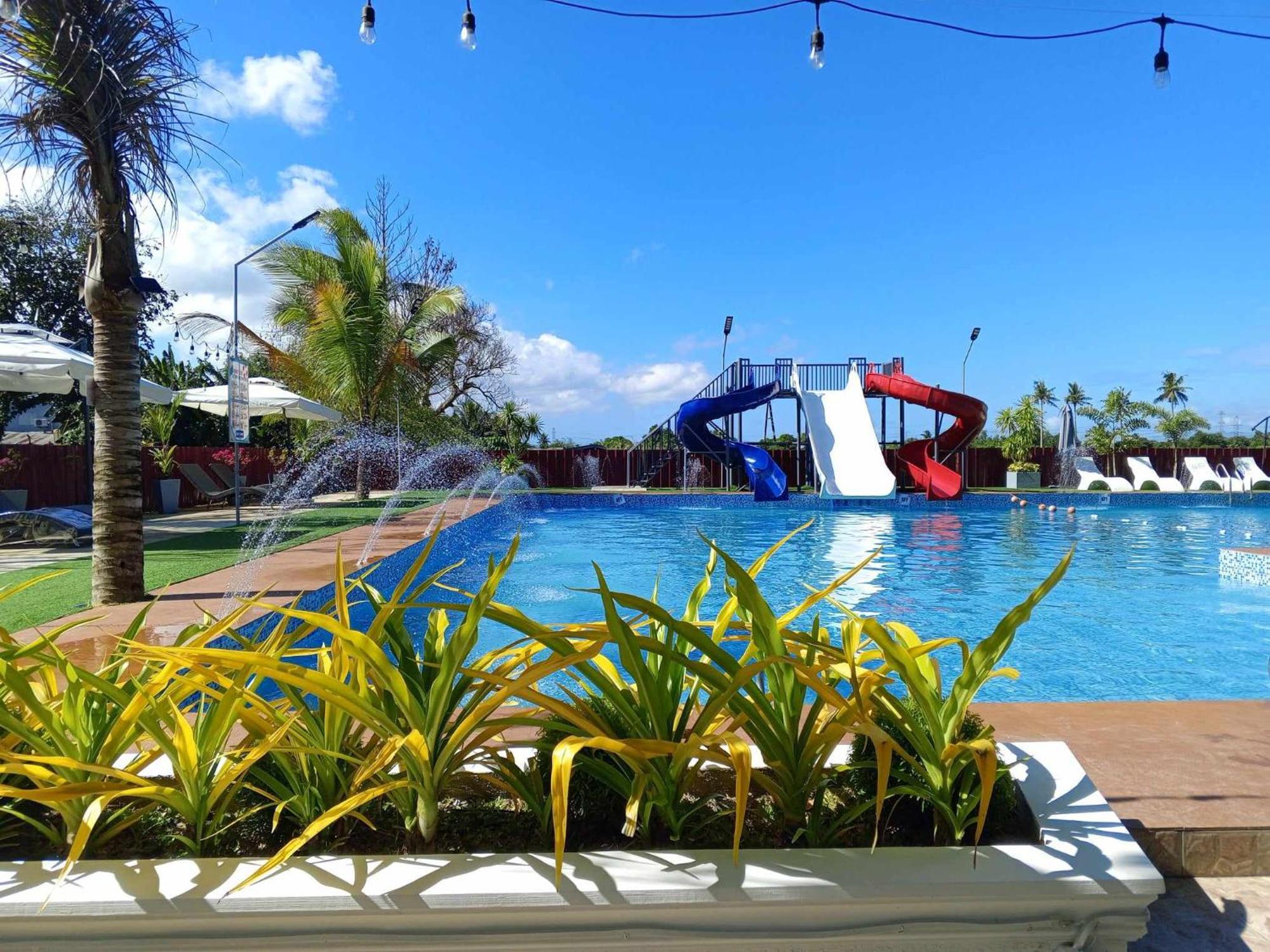 Elizabeth Hotel - Naga Pili  Exterior photo